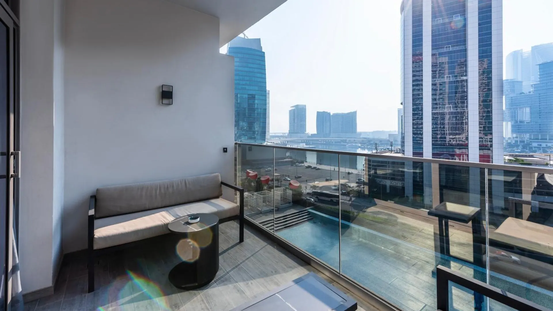 Apartment Canal View Studio Downtown - Near Dubai Mall & Burj Khalifa - Mag 318