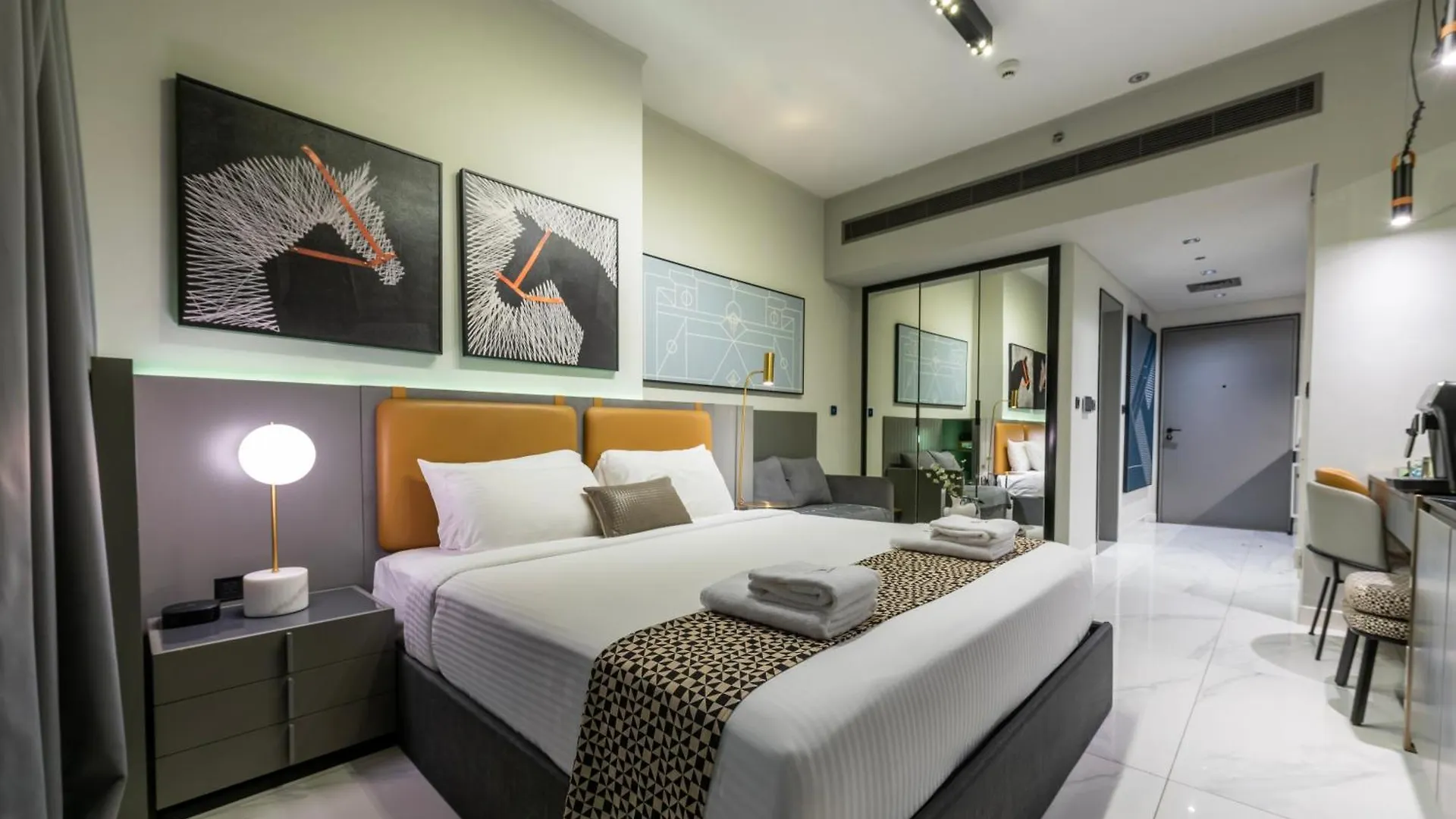 Canal View Studio Downtown - Near Dubai Mall & Burj Khalifa - Mag 318 Apartment