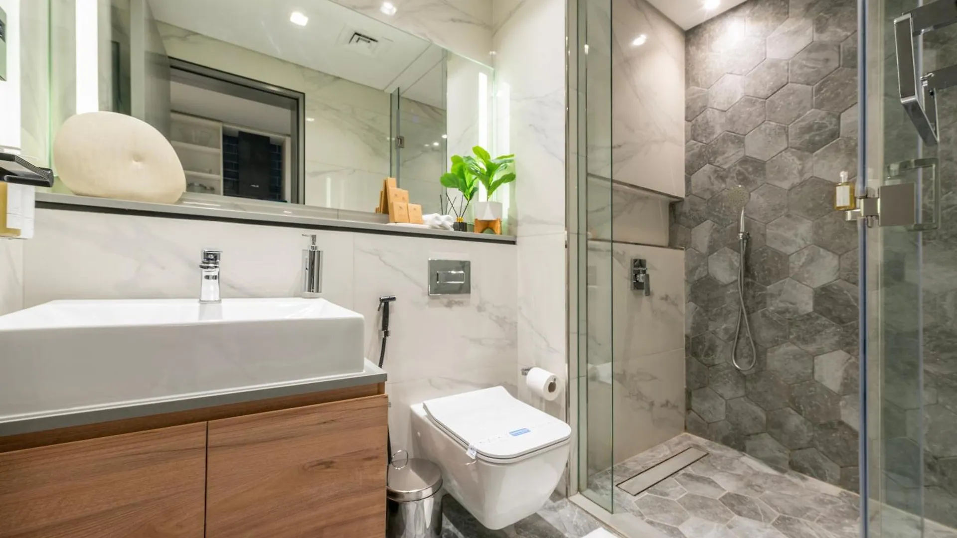 Apartment Canal View Studio Downtown - Near Dubai Mall & Burj Khalifa - Mag 318