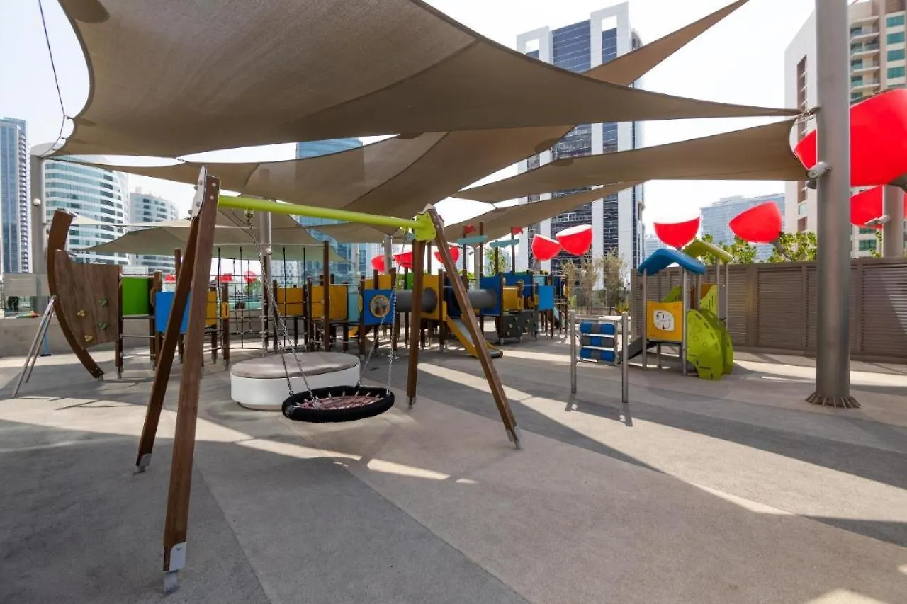 Canal View Studio Downtown - Near Dubai Mall & Burj Khalifa - Mag 318 0*,  아랍에미리트